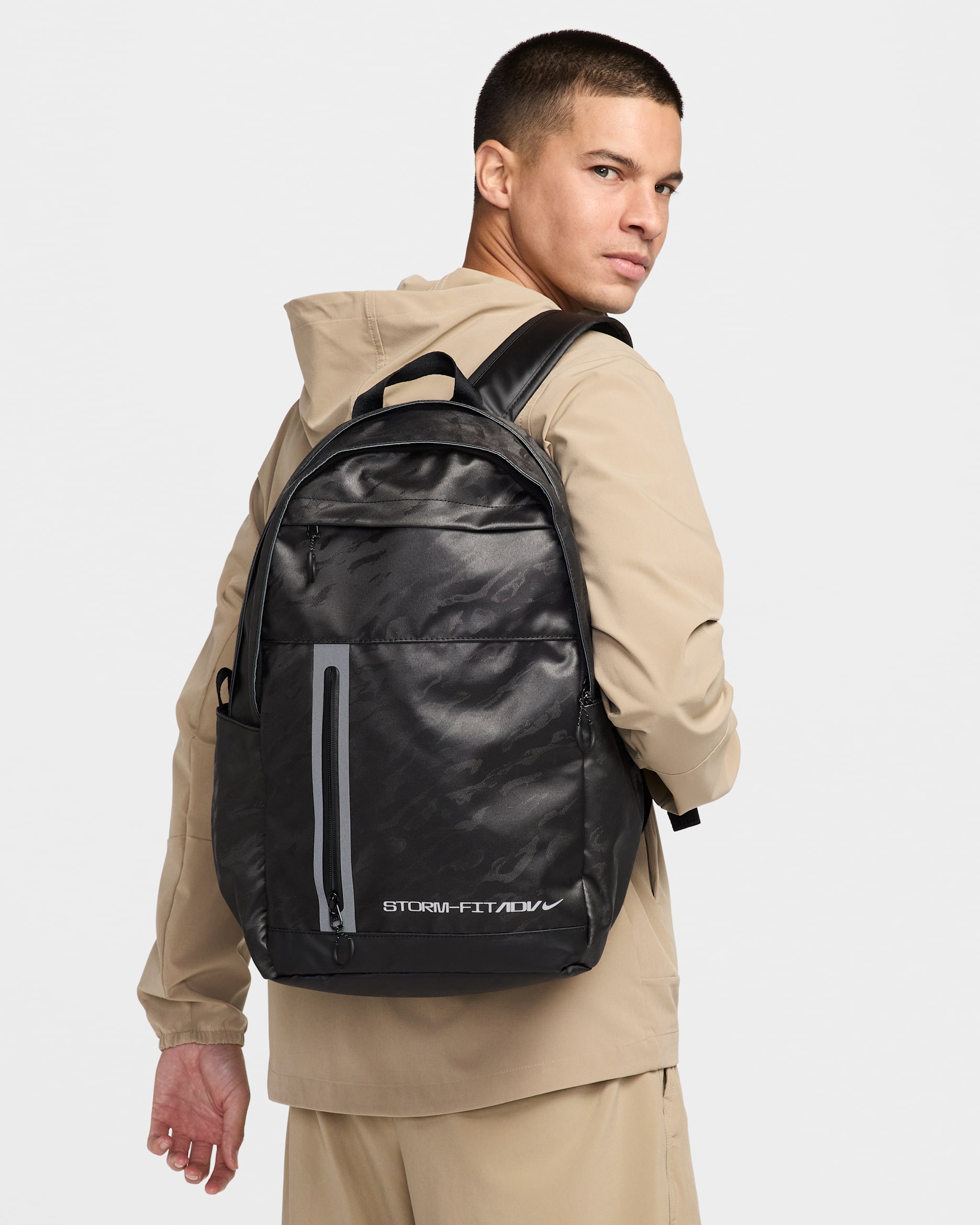 【新品】NIKE Storm-FIT ADV バックパック 21L Nike Pro Storm-FIT ADV Backpack (21L). Nike ID